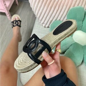 Black espadrille flat sandals